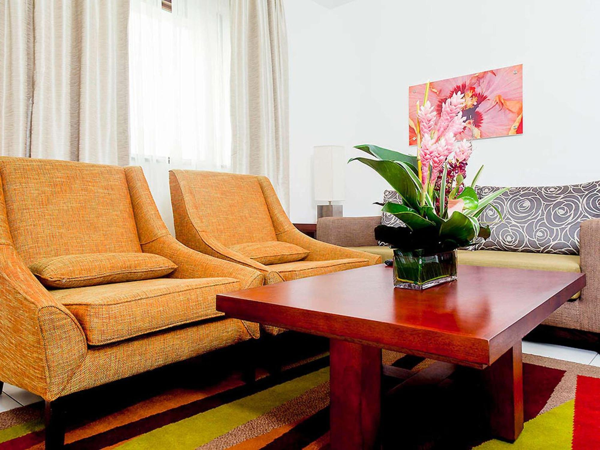 Hotel Ibis Styles Accra Airport Exteriér fotografie